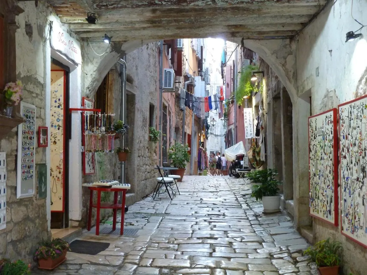 Apartments Samsa - Borik Rovinj 0*,