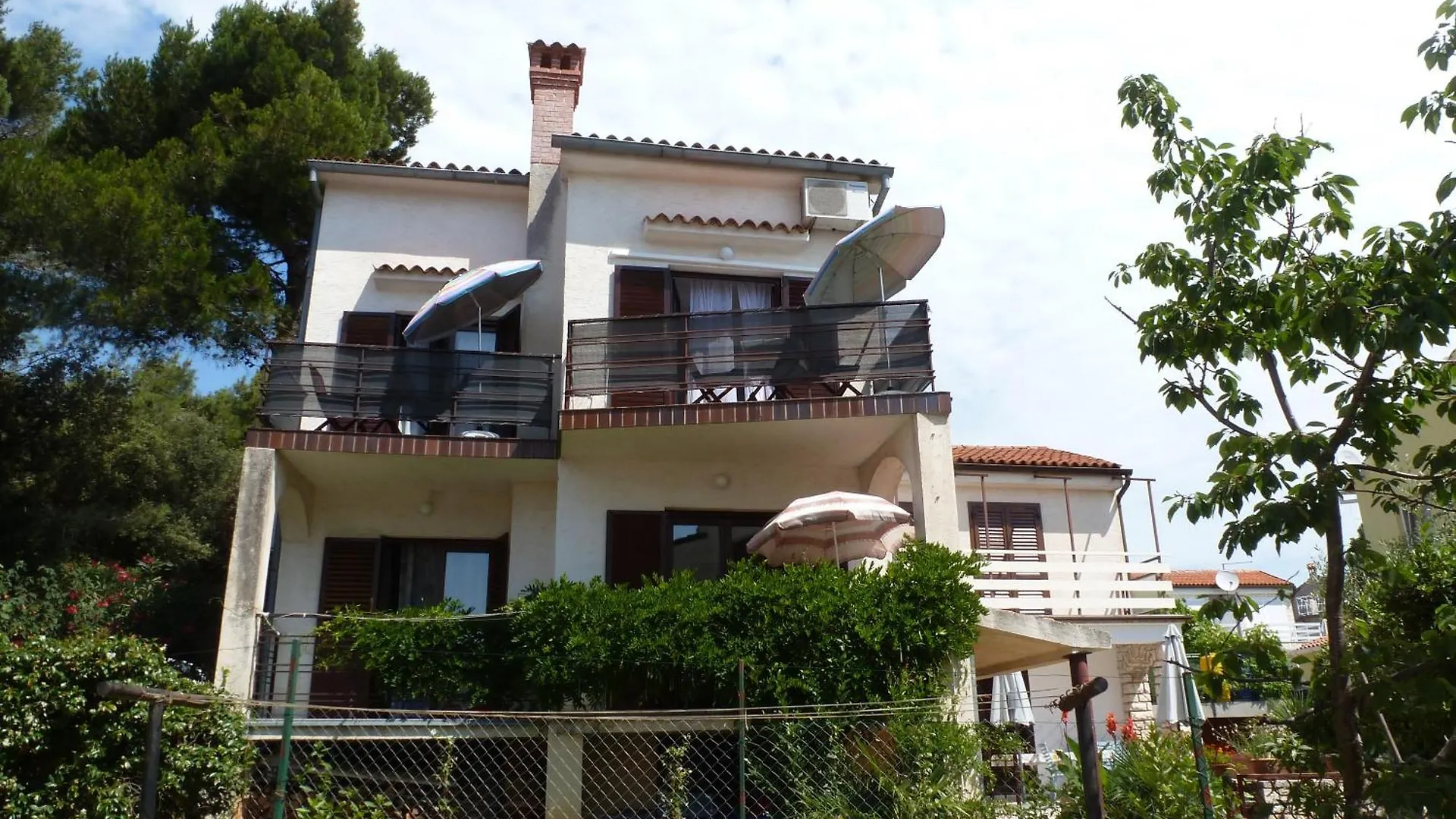רוביני Apartments Samsa - Borik